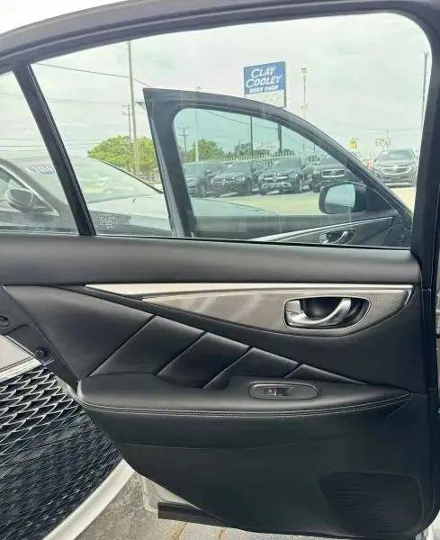 2016 INFINITI Q50 2.0t Premium