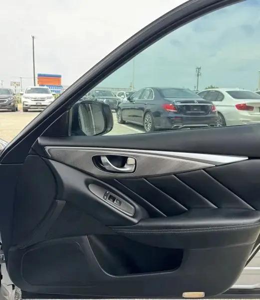 2016 INFINITI Q50 2.0t Premium