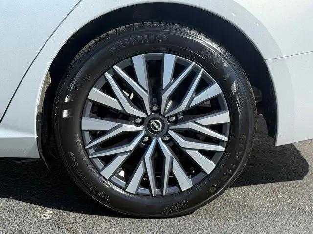 2025 Nissan Altima SV FWD