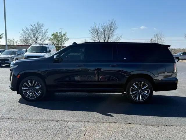 2023 Cadillac Escalade ESV 4WD Sport