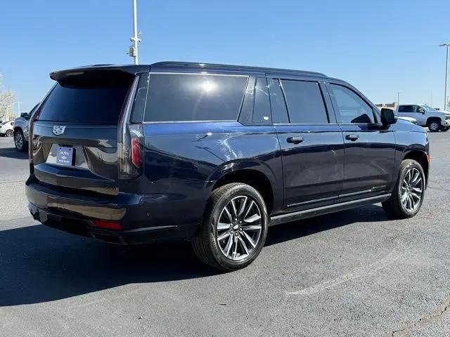 2023 Cadillac Escalade ESV 4WD Sport