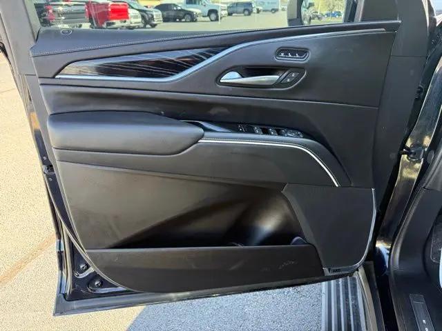 2023 Cadillac Escalade ESV 4WD Sport