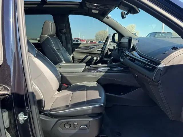 2023 Cadillac Escalade ESV 4WD Sport
