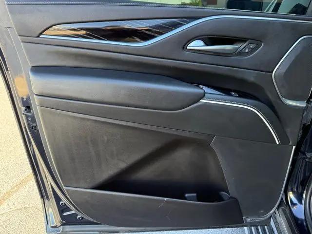 2023 Cadillac Escalade ESV 4WD Sport