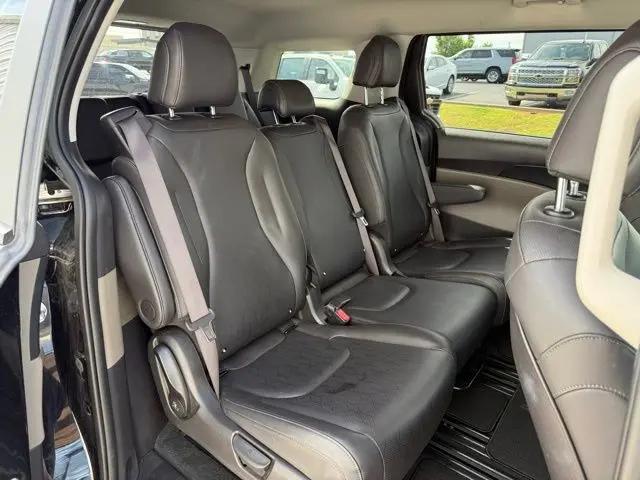 2025 Kia Carnival MPV LXS
