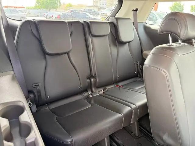 2025 Kia Carnival MPV LXS