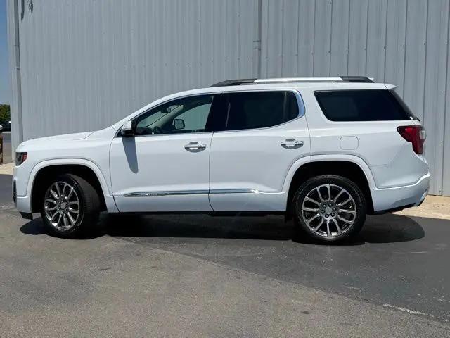 2023 GMC Acadia FWD Denali