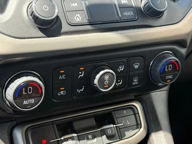 2023 GMC Acadia FWD Denali
