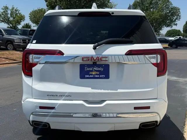 2023 GMC Acadia FWD Denali