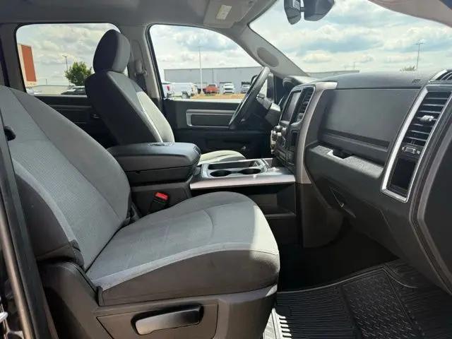 2023 Ram 1500 Classic SLT Crew Cab 4x4 5'7" Box