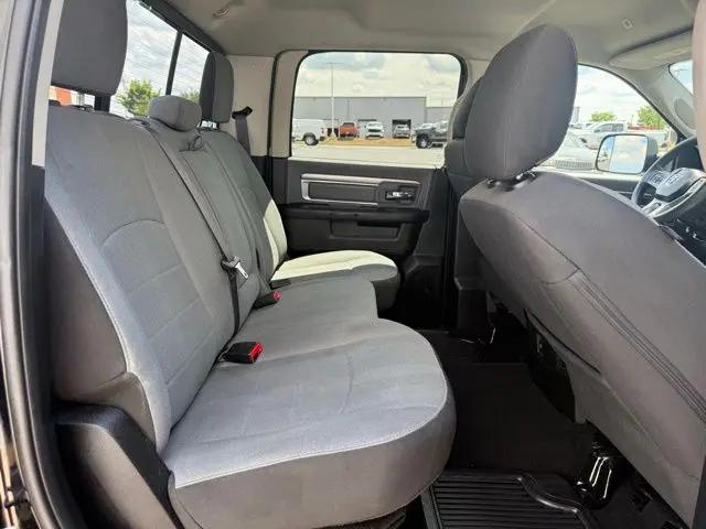 2023 Ram 1500 Classic SLT Crew Cab 4x4 5'7" Box