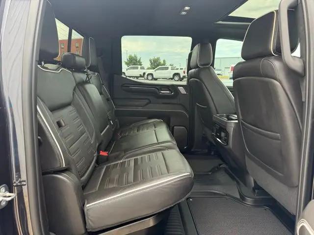 2024 GMC Sierra 1500 4WD Crew Cab Short Box AT4X