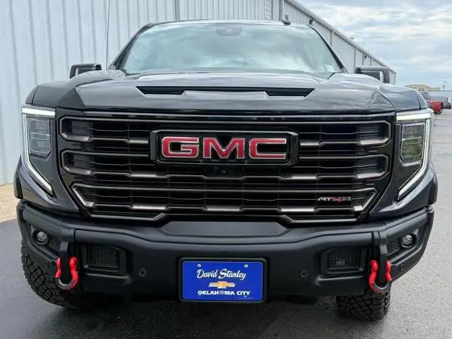 2024 GMC Sierra 1500 4WD Crew Cab Short Box AT4X