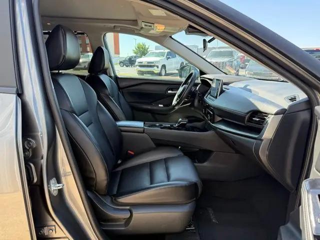 2024 Nissan Rogue SV FWD