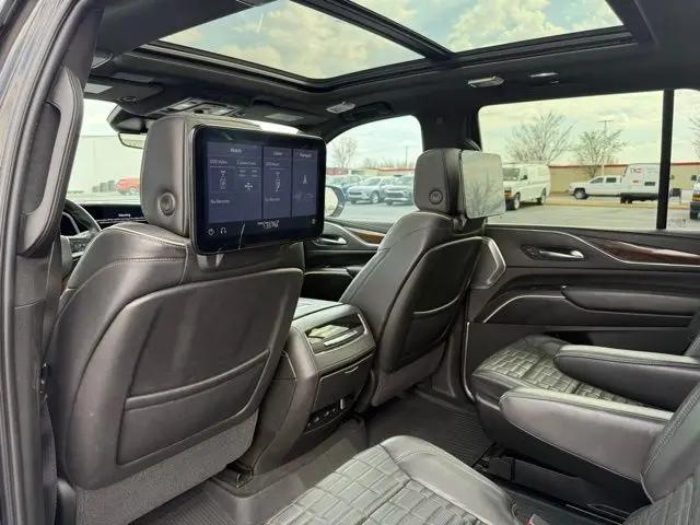 2021 Cadillac Escalade 4WD Sport Platinum
