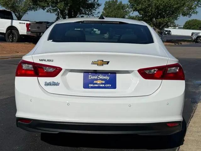 2024 Chevrolet Malibu FWD 1FL