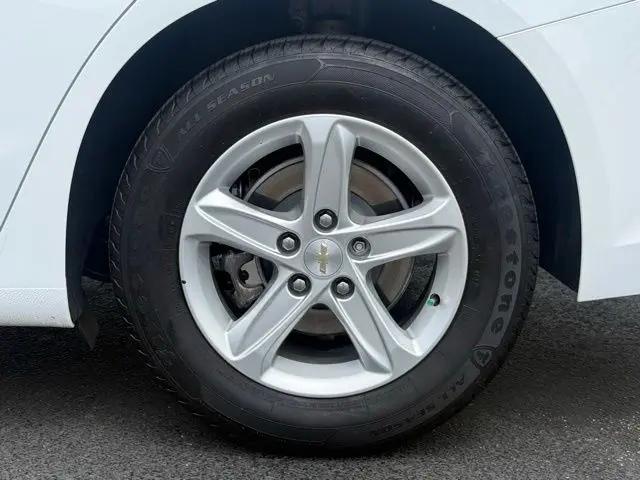 2023 Chevrolet Malibu FWD LS