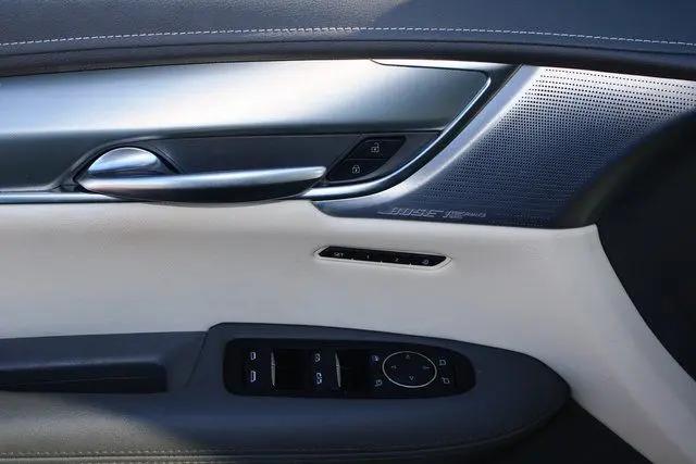 2024 Cadillac XT5 FWD Premium Luxury