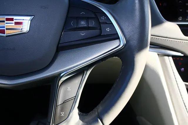 2024 Cadillac XT5 FWD Premium Luxury