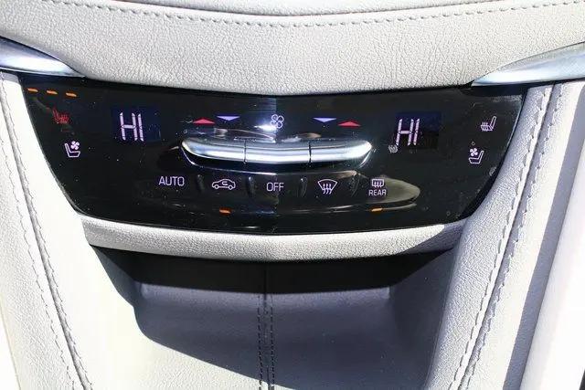 2024 Cadillac XT5 FWD Premium Luxury