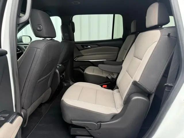 2026 Chevrolet Traverse AWD LT