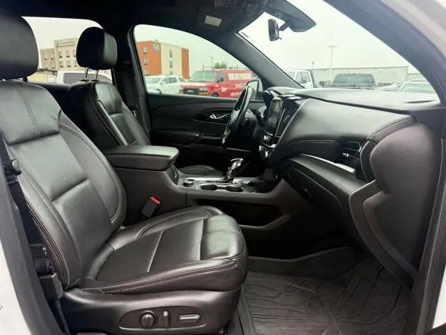 2023 Chevrolet Traverse AWD RS