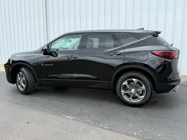 2025 Chevrolet Blazer AWD 2LT