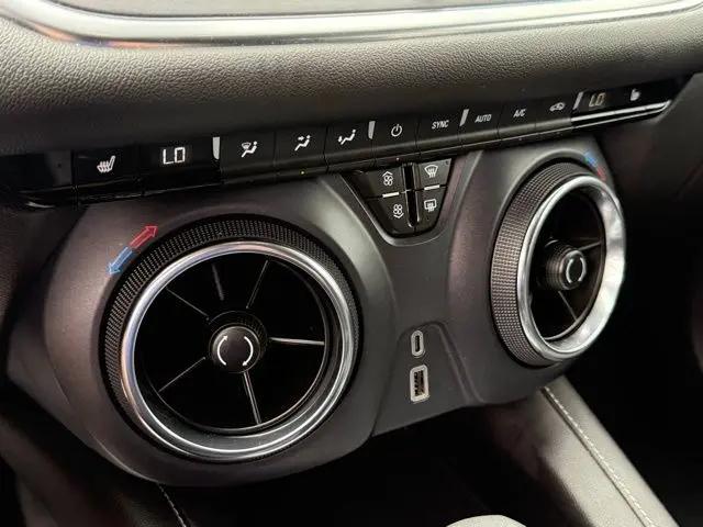 2025 Chevrolet Blazer AWD 2LT