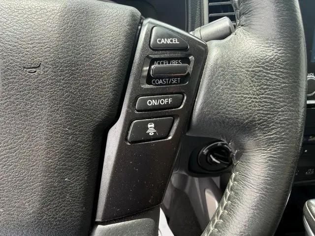 2022 Nissan Frontier Crew Cab SV 4x4