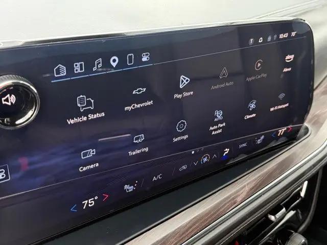 2025 Chevrolet Suburban 2WD LT