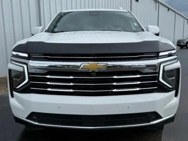 2025 Chevrolet Suburban 2WD LT