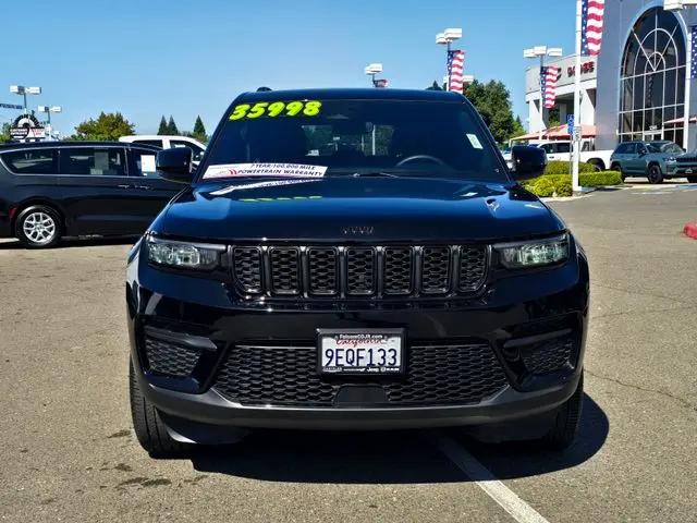 2023 Jeep Grand Cherokee Altitude 4x2