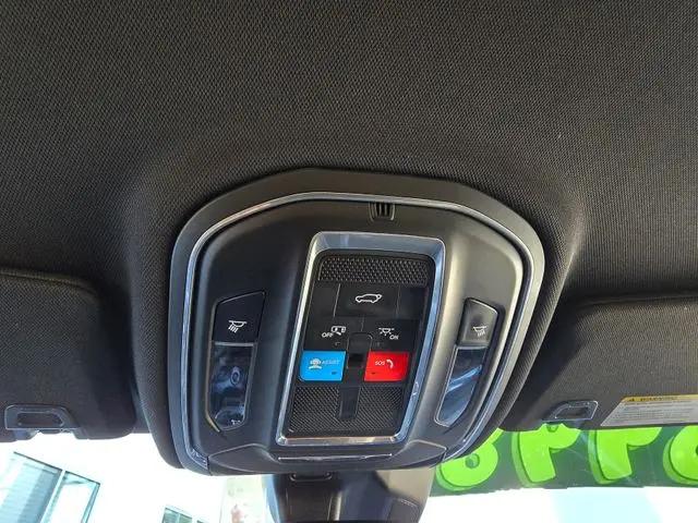 2023 Jeep Grand Cherokee Altitude 4x2