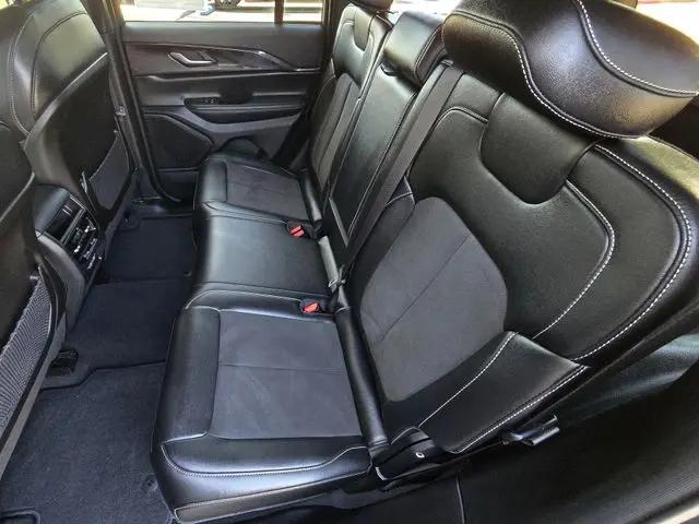 2023 Jeep Grand Cherokee Altitude 4x2