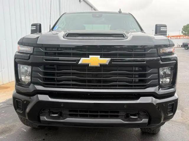 2026 Chevrolet Silverado 2500HD Crew Cab, Standard Bed, WT, 4WD