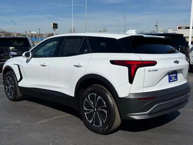 2026 Chevrolet V Blazer LT FWD