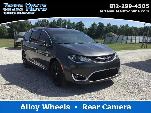 2020 Chrysler Pacifica Touring L for sale in Terre Haute, IN