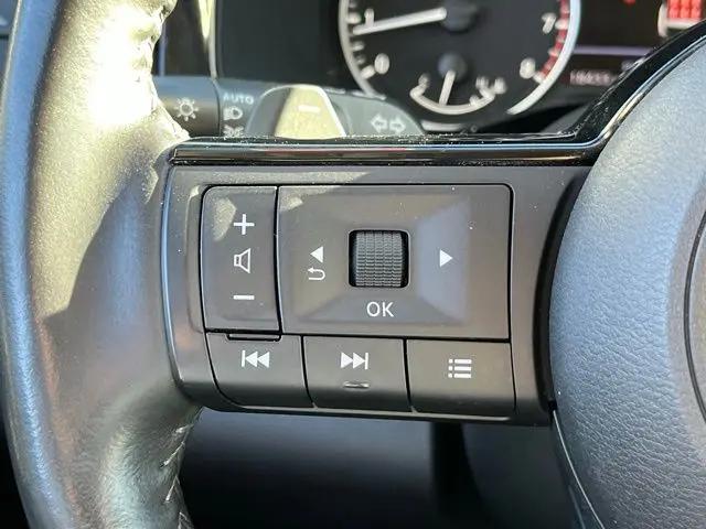 2024 Nissan Pathfinder SL FWD