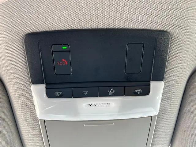 2024 Nissan Pathfinder SL FWD