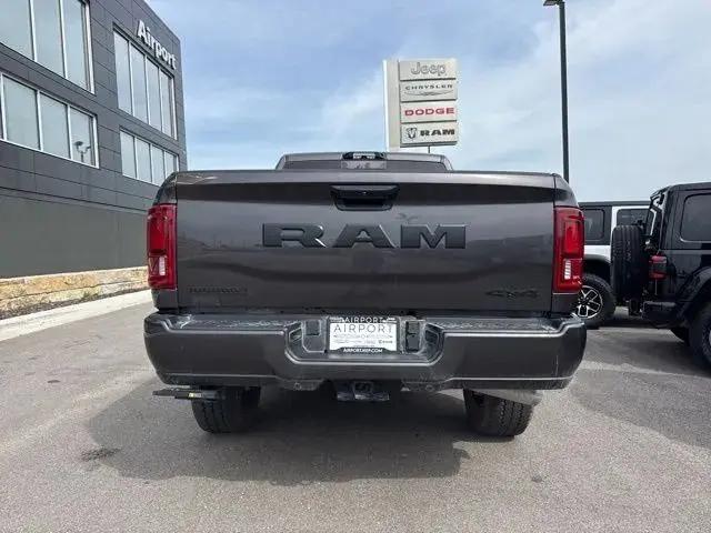 2025 Ram 2500 Big Horn Crew Cab 4x4 6'4" Box