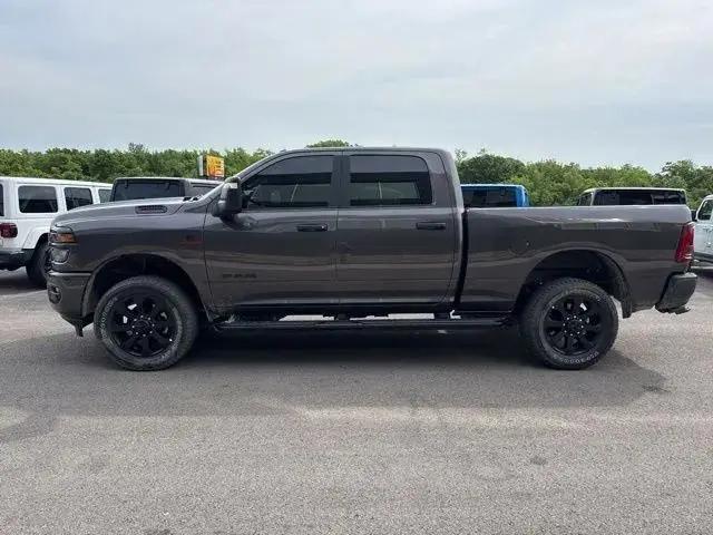 2025 Ram 2500 Big Horn Crew Cab 4x4 6'4" Box