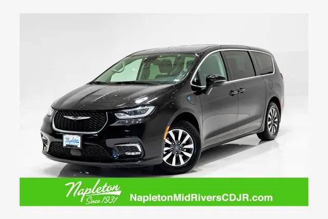 2024 Chrysler Pacifica Hybrid Select for sale in St. Peters, MO