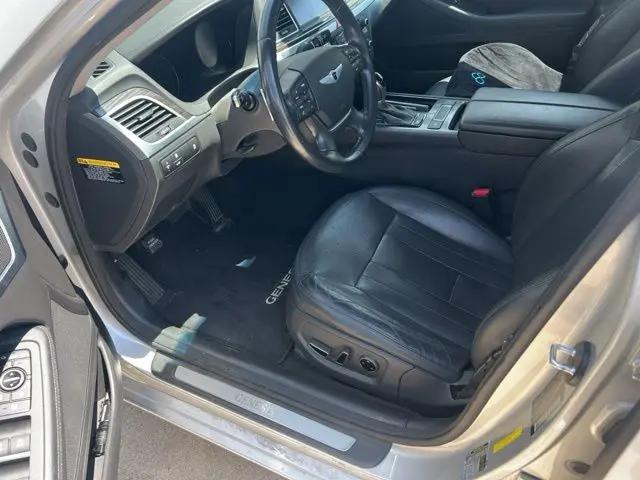 2015 Hyundai Genesis 3.8