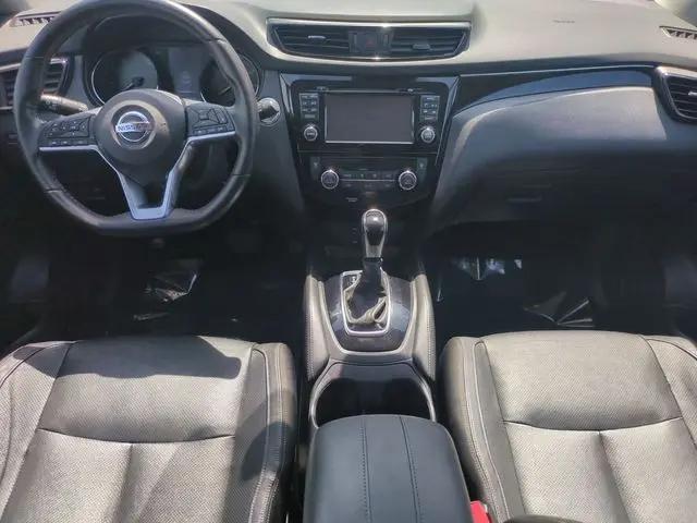 2017 Nissan Rogue Sport SL