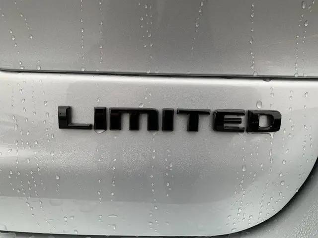 2025 Jeep Grand Cherokee L Limited 4x4