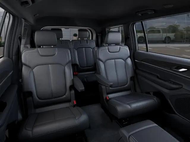 2025 Jeep Grand Cherokee L Limited 4x4