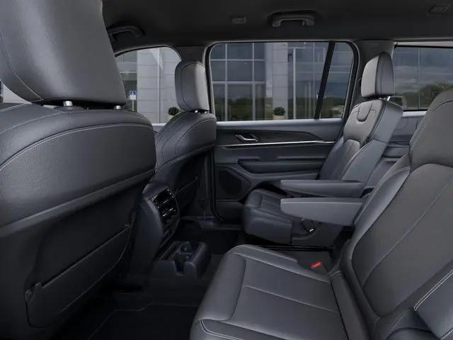 2025 Jeep Grand Cherokee L Limited 4x4
