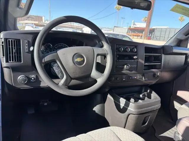 2024 Chevrolet Express Passenger RWD 3500 Extended Wheelbase LT