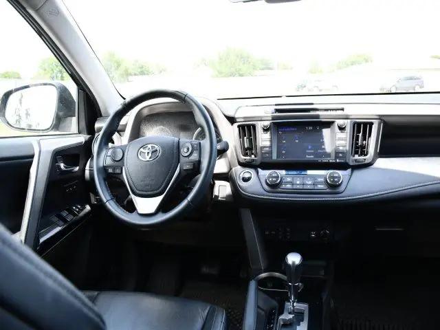 2017 Toyota RAV4 Limited