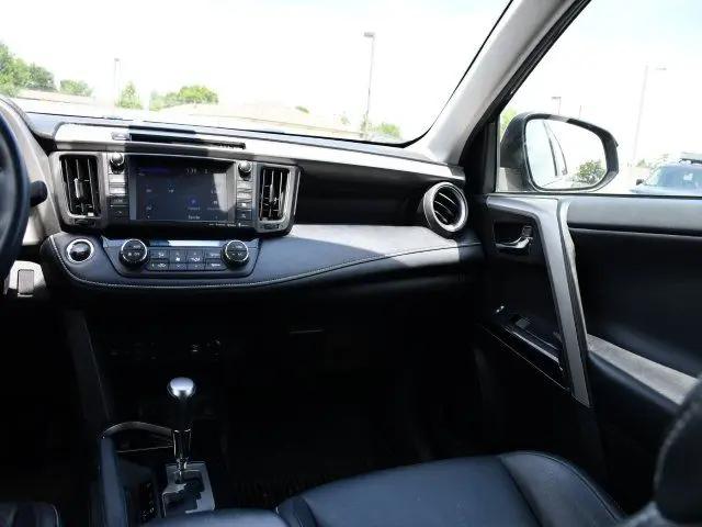 2017 Toyota RAV4 Limited
